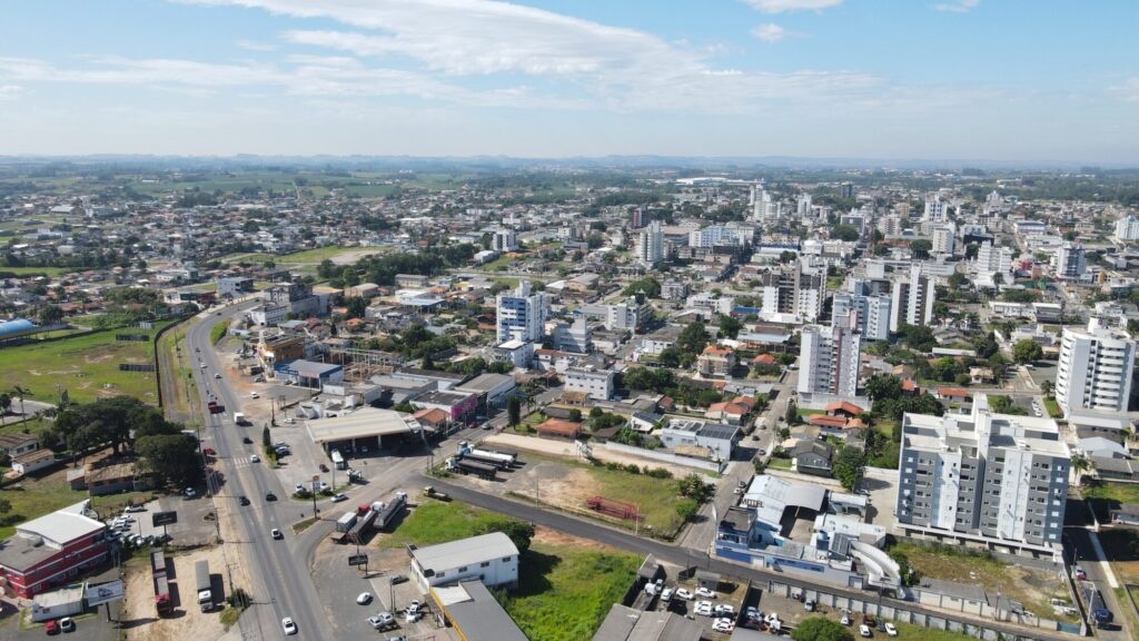 Veja as Principais Vantagens de Contratar a Banda Turbo Içara